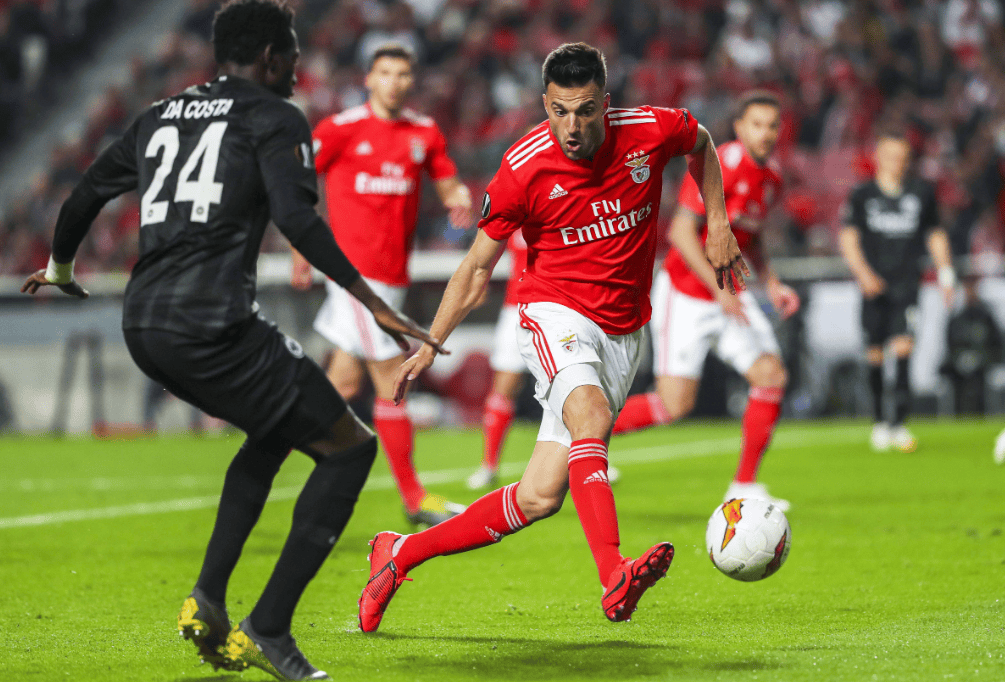 风云突变巴黎圣日耳曼今晨强势反弹;葡超版图或重绘;悬念犹存;赛季目标并未改变的简单介绍 风云突变巴黎圣日耳曼今晨强势反弹;葡超版图或重绘;悬念犹存;赛季目标并未改变的简单介绍