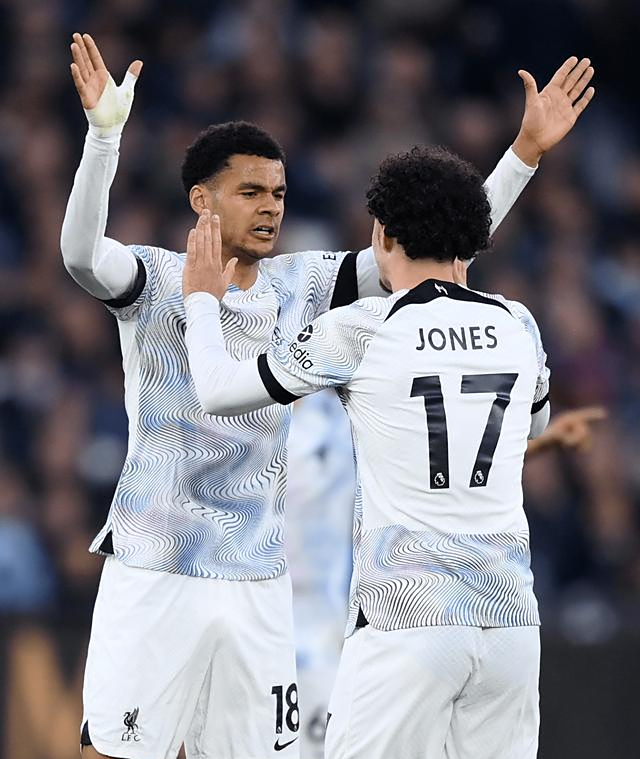 阿森纳内部会议纪要流出——赛后回应争议;意大利杯使命明确;年轻球员得到机会的简单介绍 阿森纳内部会议纪要流出——赛后回应争议;意大利杯使命明确;年轻球员得到机会的简单介绍