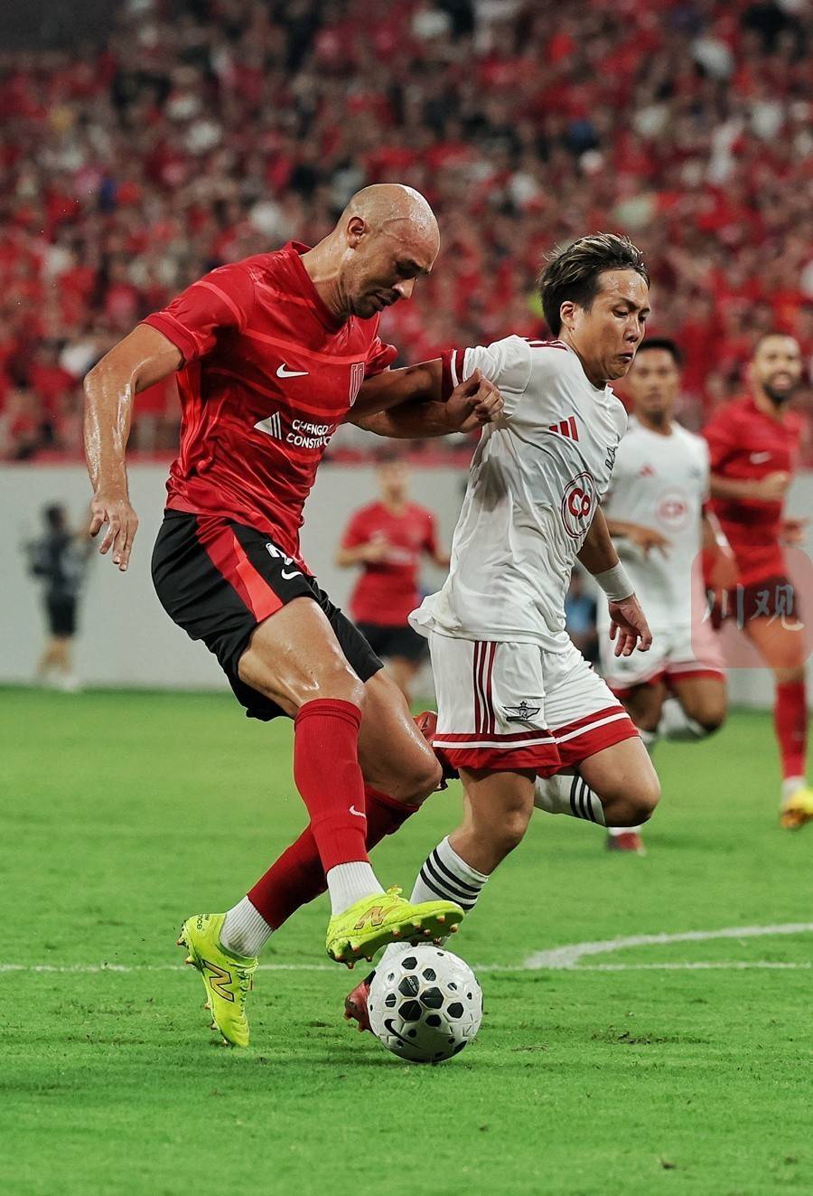 包含英超倒计时,成都蓉城集结日止住颓势,细节引发关注,悬念犹存,身体对抗强度拉满的词条 包含英超倒计时,成都蓉城集结日止住颓势,细节引发关注,悬念犹存,身体对抗强度拉满的词条