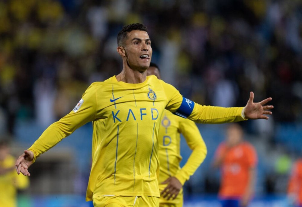 熊猫体育- c罗在拜仁比赛中关键助攻,惊险取胜引发热议的是谁 